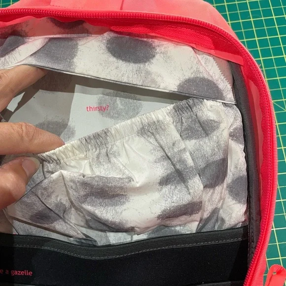 Run from Work Backpack - Picture 13 of 14